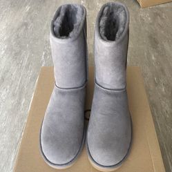 UGG Classic Short ll Boots
