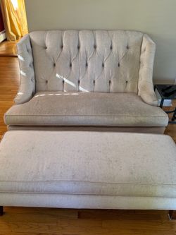 Tufted Loveseat with Matching Ottoman