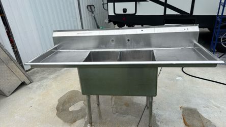 Stainless Steel Commercial Sink . 2