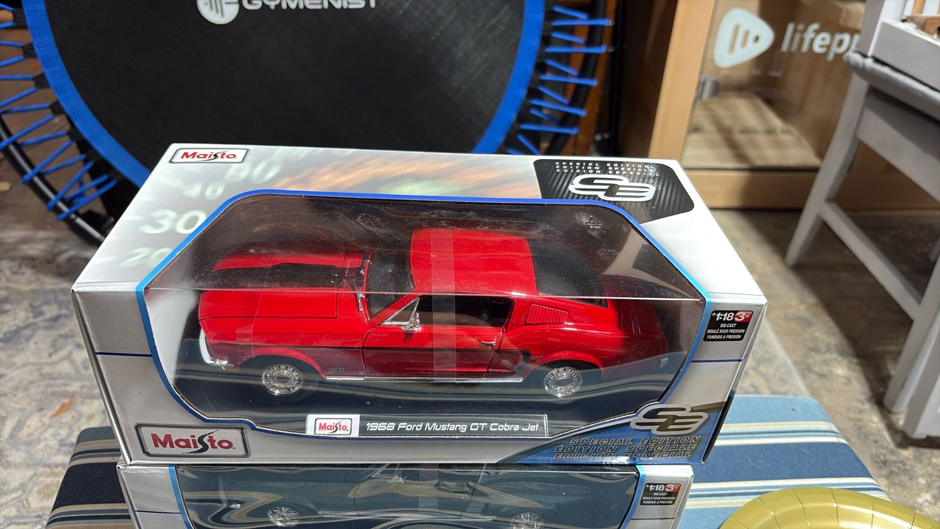 Maisto Special Edition 1968 Ford Mustang GT Cobra Jet Red 1/18 Diecast Model Car