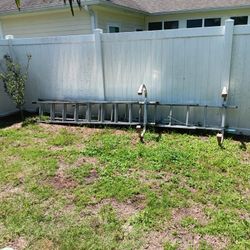 24 Ft Werner Ladder Green Tip 16ftt Extension Ladder With Standiff