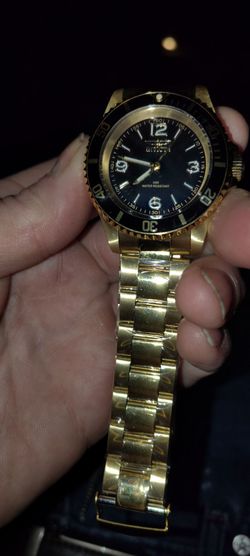 New Invicta watch Gold band with Black face
