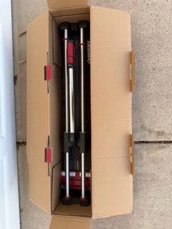 Tile cutter