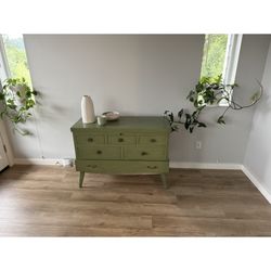 Green Hutch