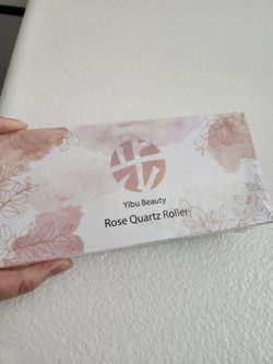 Rose quartz roller