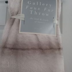 Throw Blanket/ BRAND NEW, NEVER USED 