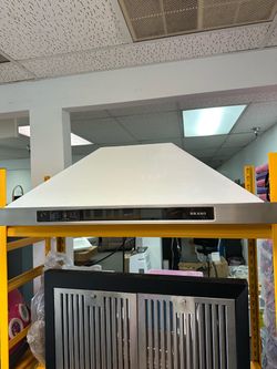 New Voice Control 36” 900 CFM Ducted Wall Mounted Range Hood in Stainless Steel with Charcoal Filter and LED Lights Brano TW03S-V36