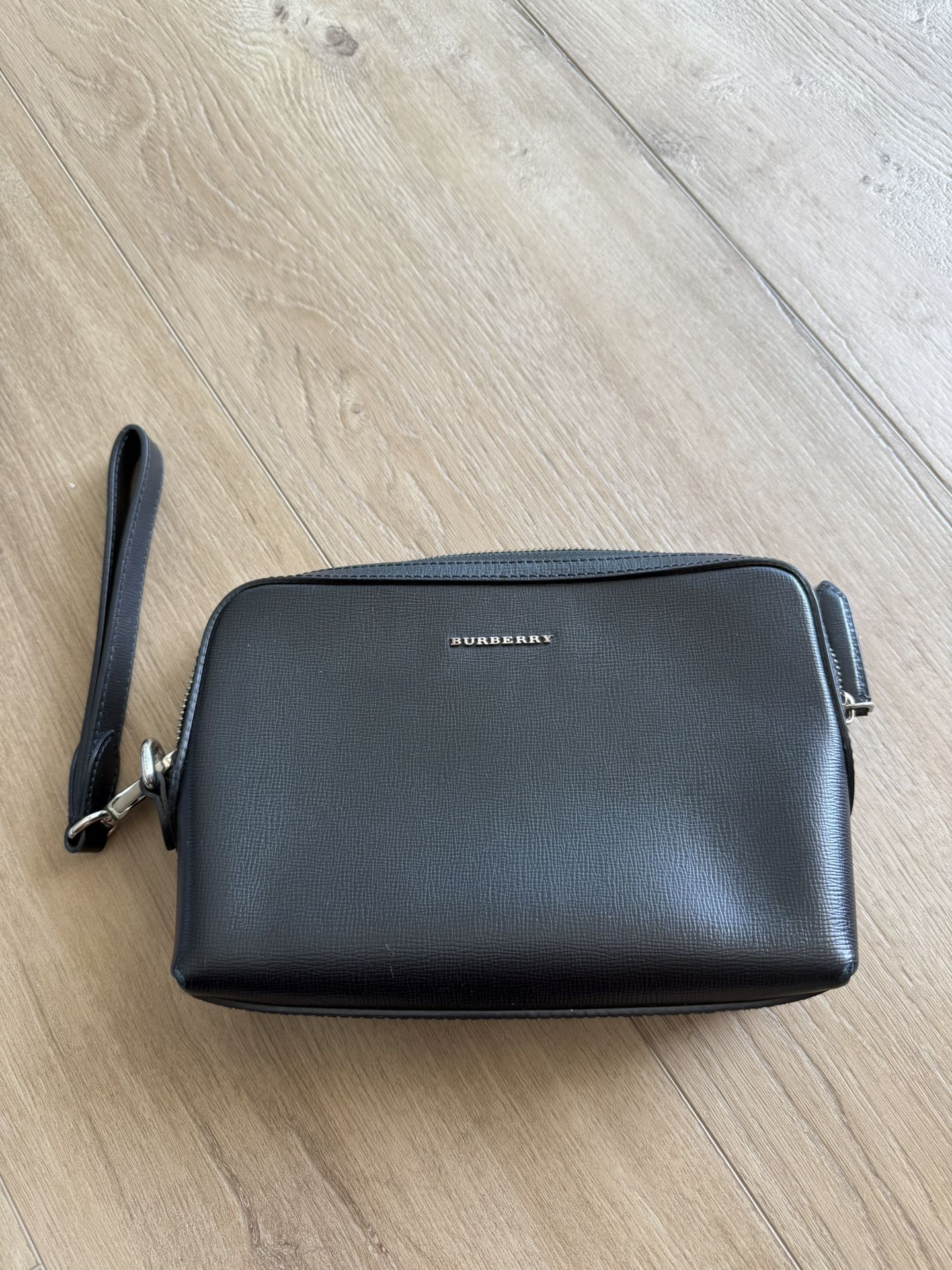 Burberry Wrist Clutch Bag