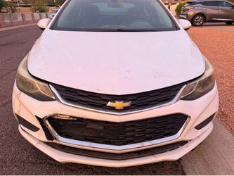 2017 Chevy Cruze  LT