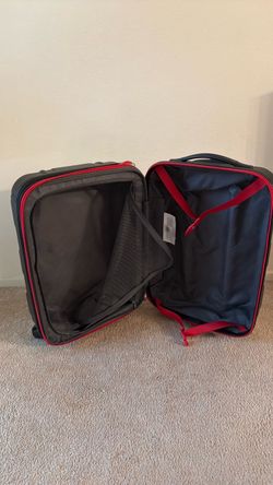 Carry on / Suitcase