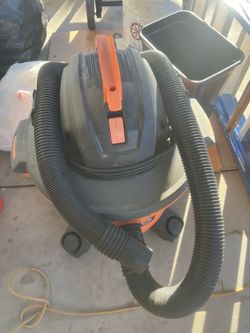 Shop vacuum