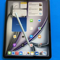 Apple IPad Air 13” (M2 chip / 2024  model) 128GB with Pen, keyboard & Accessories (warranty 10/2025) 