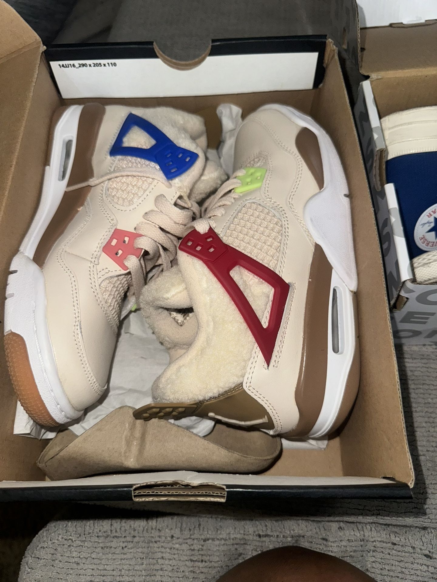 Retro Jordan 4