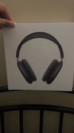 Apple Airpod Max( Price negotiable)