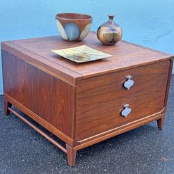Mid century John Keal for Brown Saltman 2 drawer end table