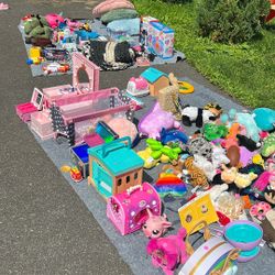 Toys  6/23