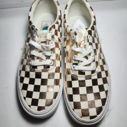 Brand New Van's Size 7.5 In Women 