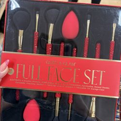 Red Glitz & Glam Brushes Set