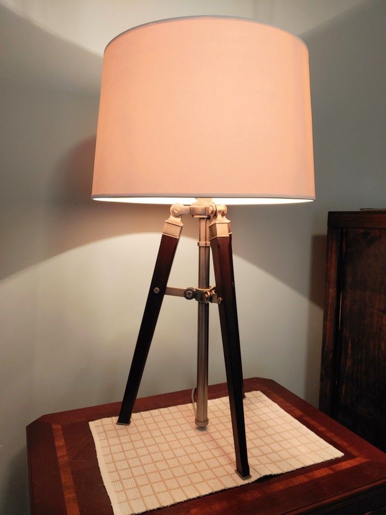 Ethan Allen Surveyors Table Lamp