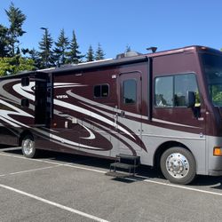 2014 Winnebago Vista 35b