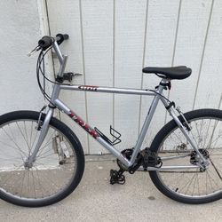 Trek 800 adult mountain bike 
