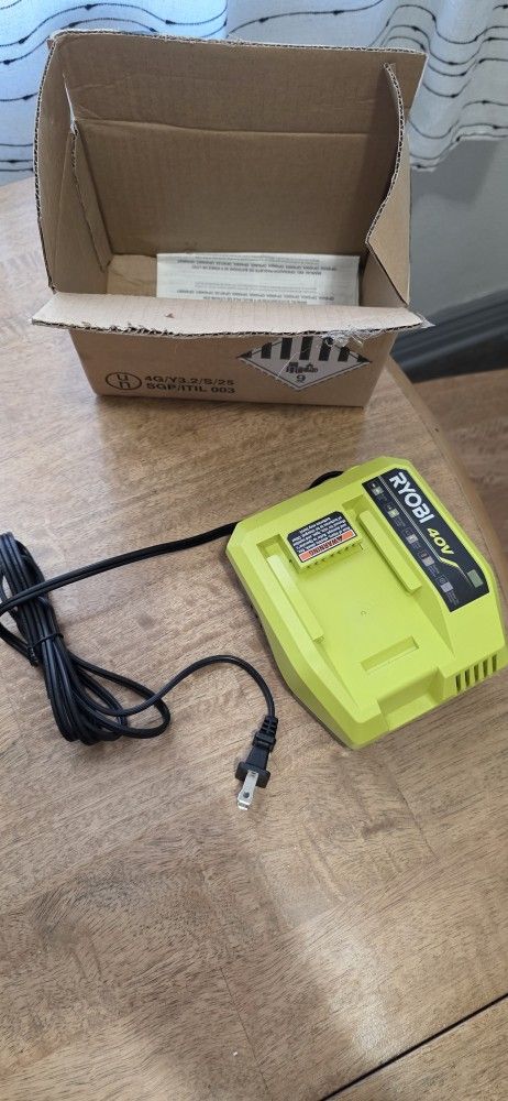 Ryobi 40 V Charger 