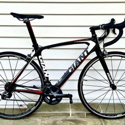 Medium (5'6"-6’0") Carbon Fiber Giant TCR Composite 1 Road Bike, Upgraded SL Wheelset