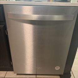 Whirlpool Dishwasher 