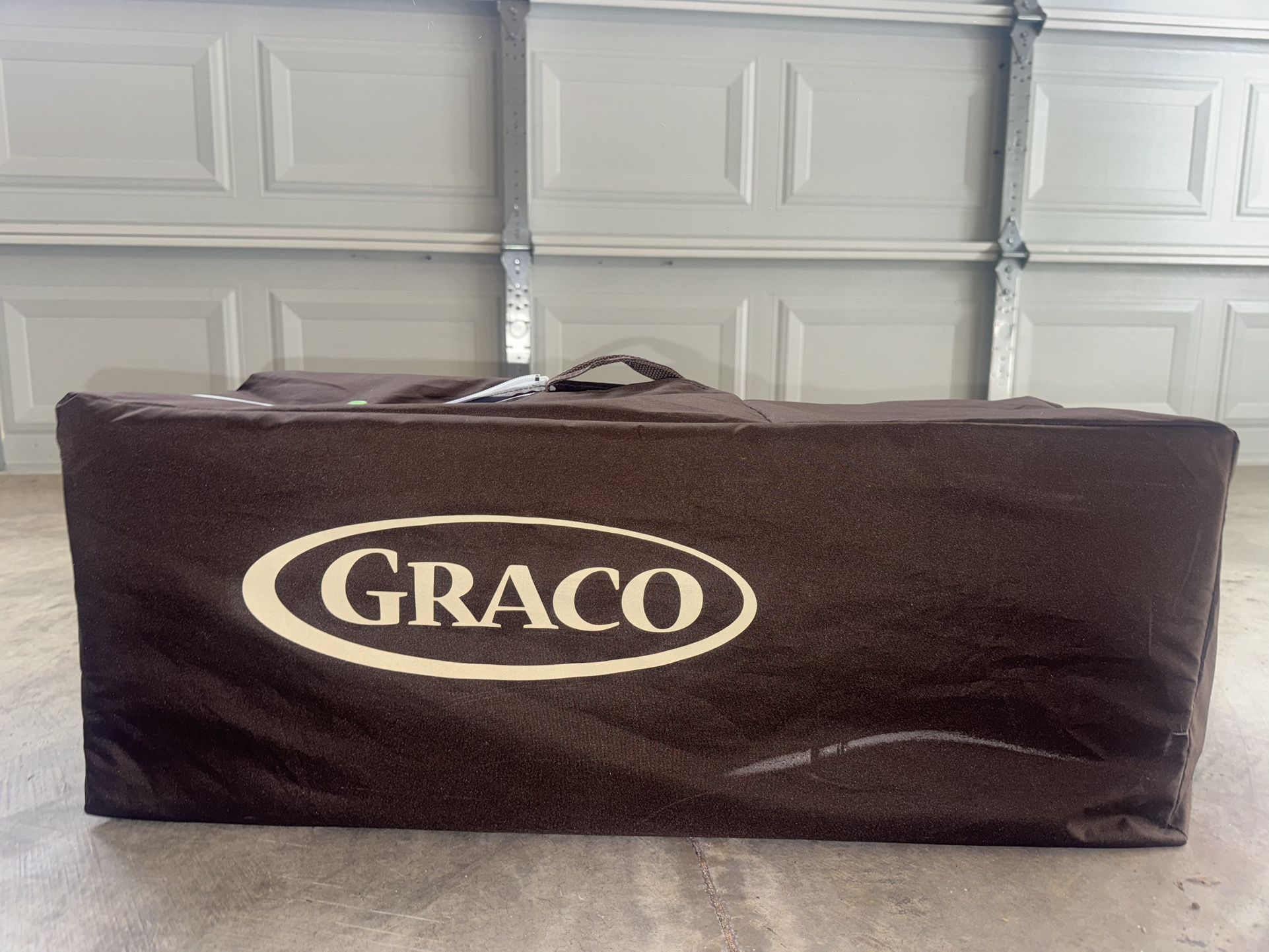 Graco Pack ’n Play Playpen – Great Condition