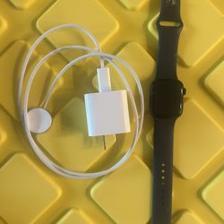 Apple Watch With Charger