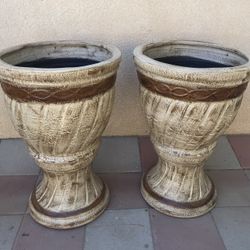 New Flower Pots Made Out Of Clay 