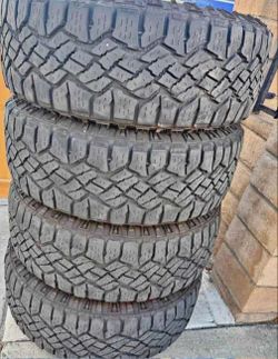 ‼️🚘 vendo set de llantas 275_70R18 All Terrain tires usadas en perfecta condición 80%life 🚘🚘