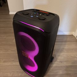 JBL Partybox Stage 320