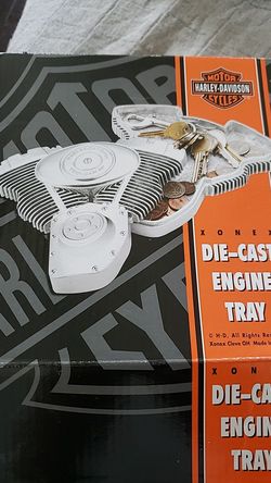 Harley Davidson die-cast Twin Cam 88 engine tray collectible