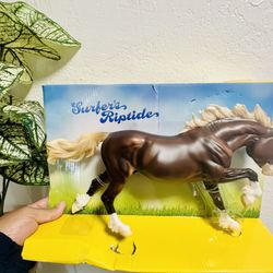 Surfer's Riptide | Chincoteague Pony SKU B-TR-10289