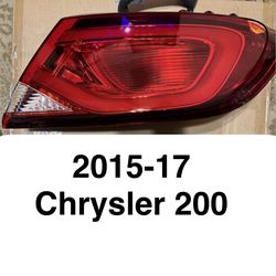 2015-17 Chrysler 200 Tail Light New 