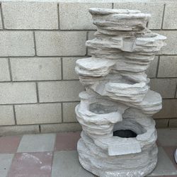 New Water Fountain Made Out Of Cement Perfect Gift 