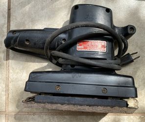 Craftsman Straight Line Dual Motion Or Orbital Sander Double Insulated 110-120Volts 60HZ 2.0 AMPS Model #31511631 For Fast Sanding
