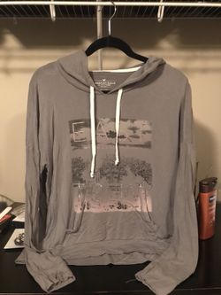 American Eagle Lightweight cotton hoodie
