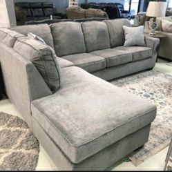 ❗Brand New Ashley Altari Alloy Sectional ‼️