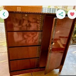 Cabinet With Drawers 