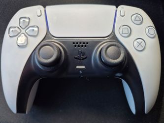 PS5 CONTROLLER