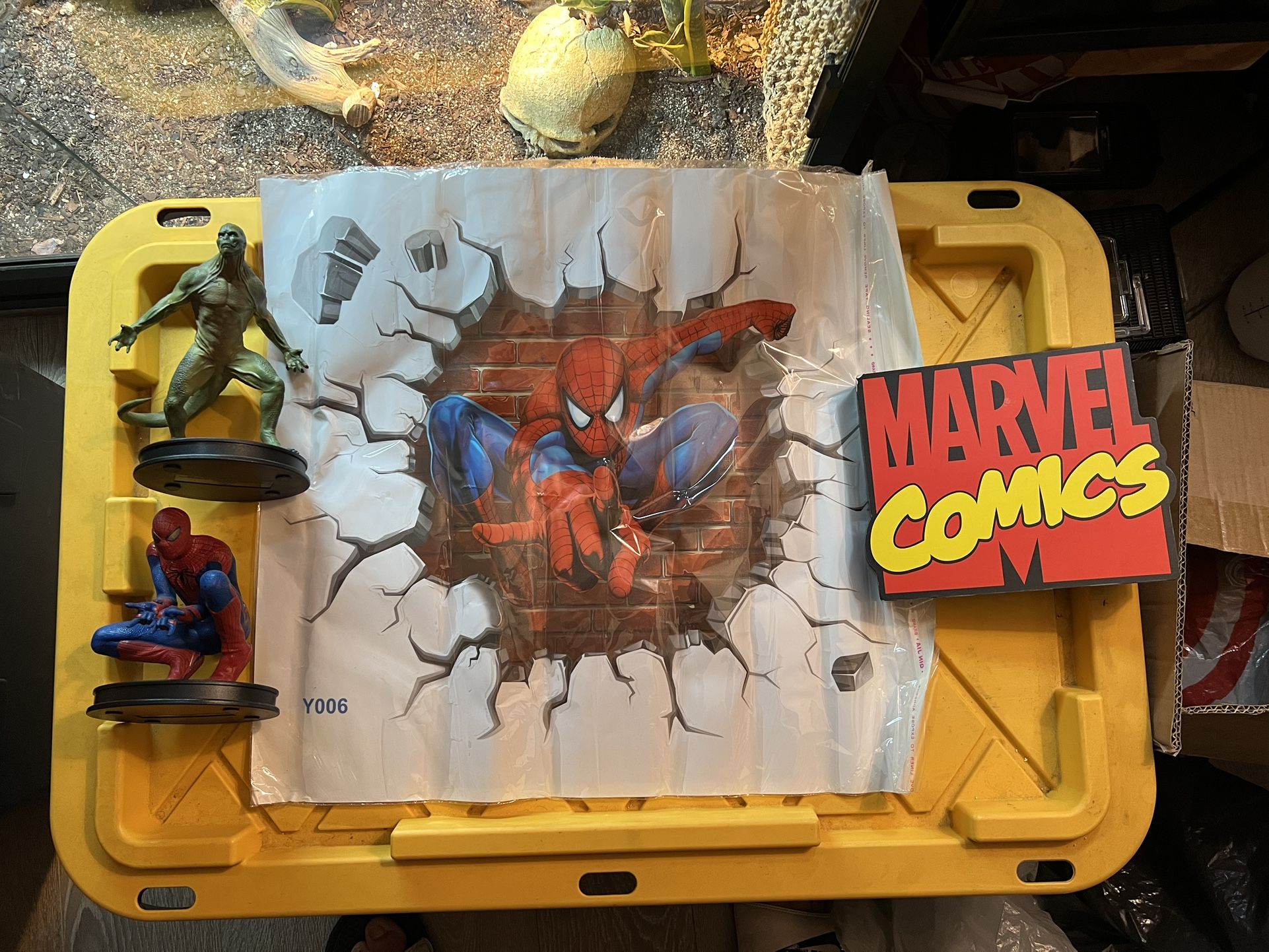 Spiderman Statue , wall Decal And Marvel Sign