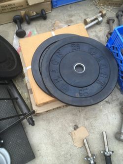 Bumper plates 10lb used and New also 25lb