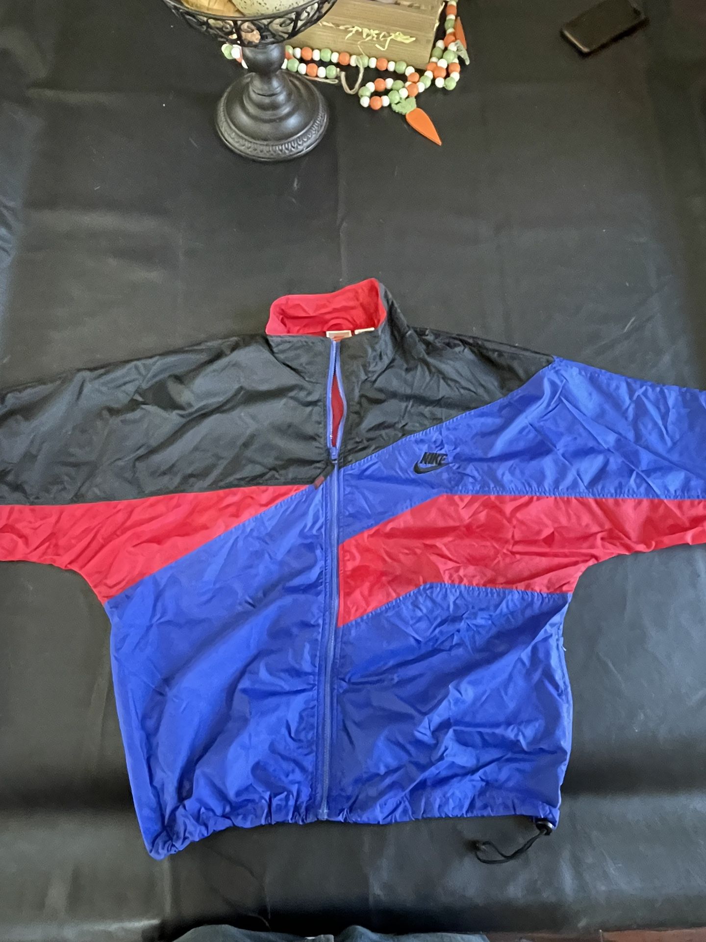 Vintage Nike Windbreaker (Size Large )