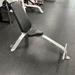 Freemotion Upright Seated Bench 