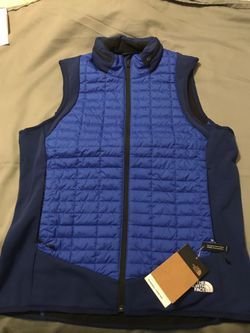 Woman s. North Face vest
