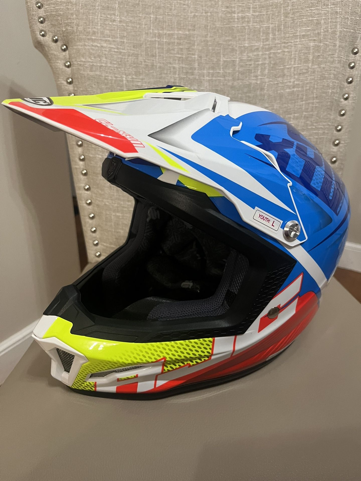 Youth Dirt Bike Helmet