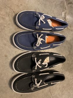 Nautica shoes size six in boys