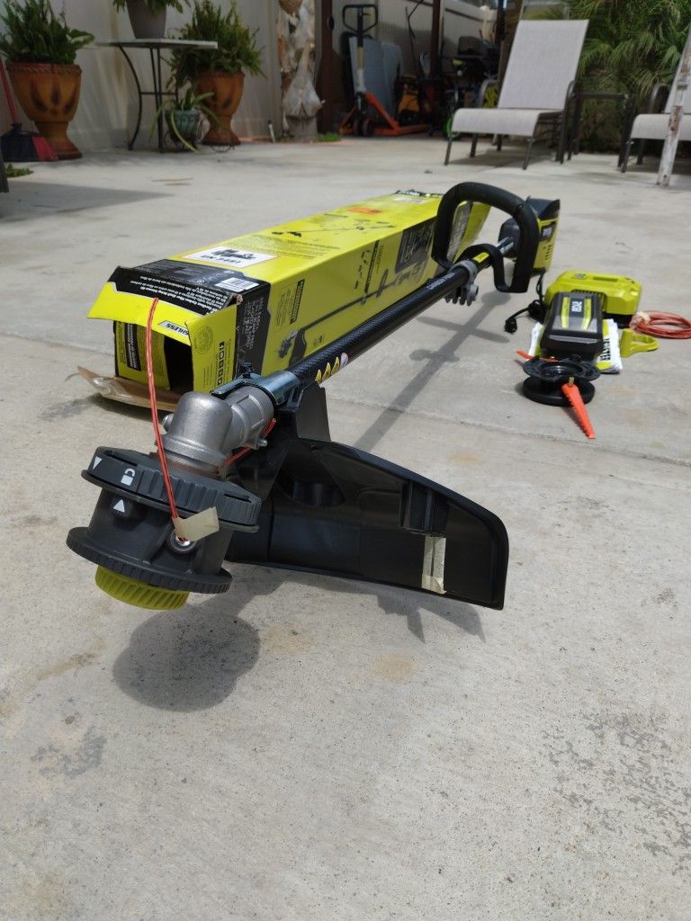 Ryobi 40v HP 15 Inch Cordless Carbon Fiber Chaft String Trimmer
